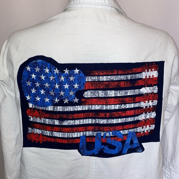 AMERICAN FLAG GUITAR GRAPHIC BACK BUTTON DOWN - Picture 6 of 6